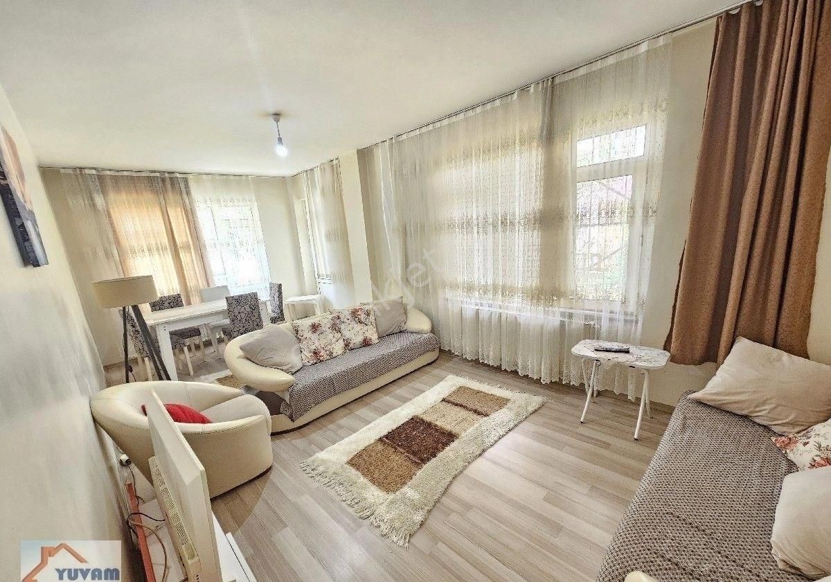Yüzbaşılarda Girişkat 3+1 Kiralık Eşyalı Kombili Daire