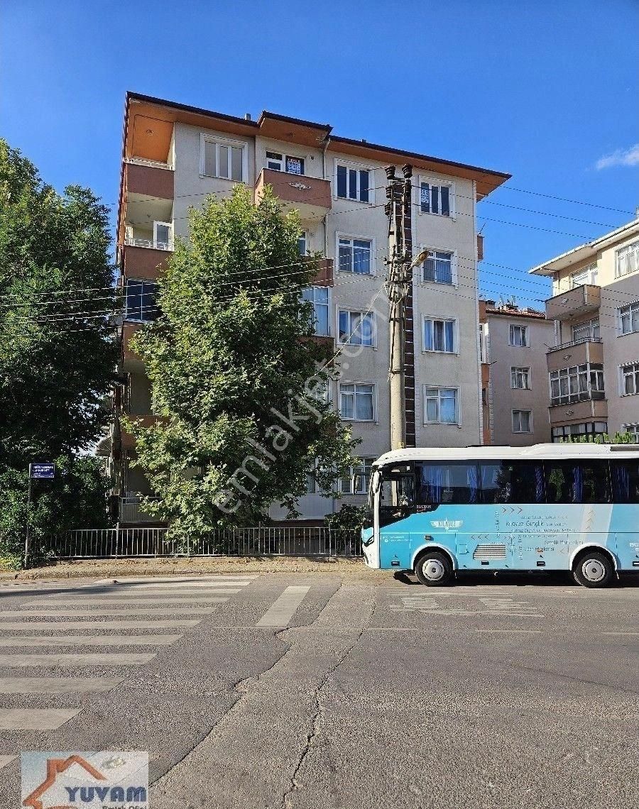 Değirmendere Yüzbaşılarda 5.nci Kat 3+1 Kiralık Daire