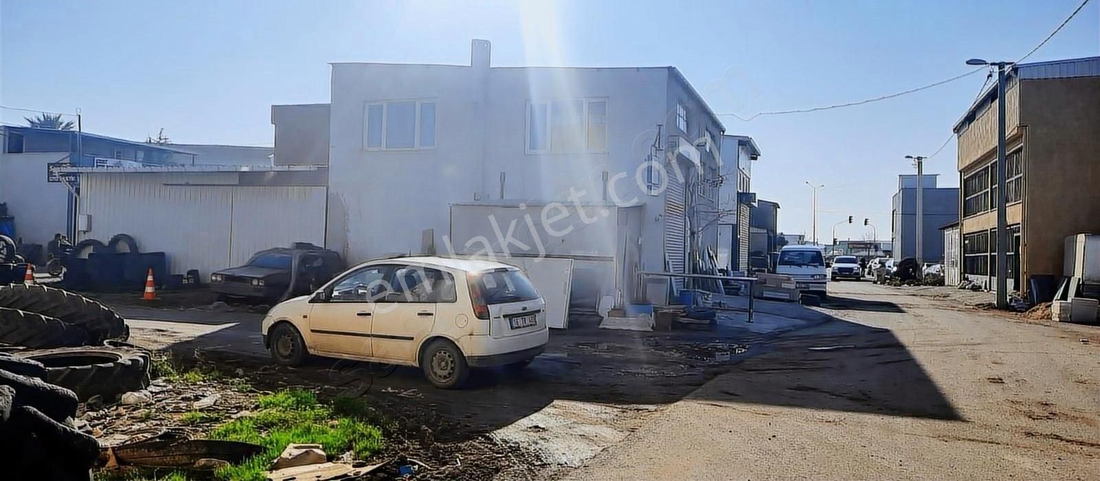 Karacabey Tabaklar'da Satılık 3 Katlı 165m² Dükkân - Görsel 8