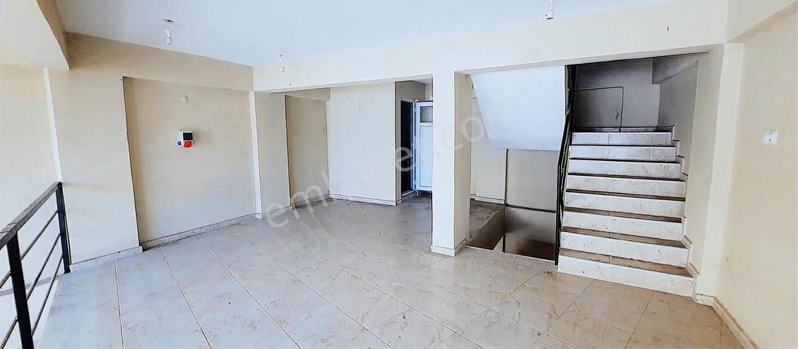 Karacabey Tabaklar'da Satılık 3 Katlı 165m² Dükkân - Görsel 19