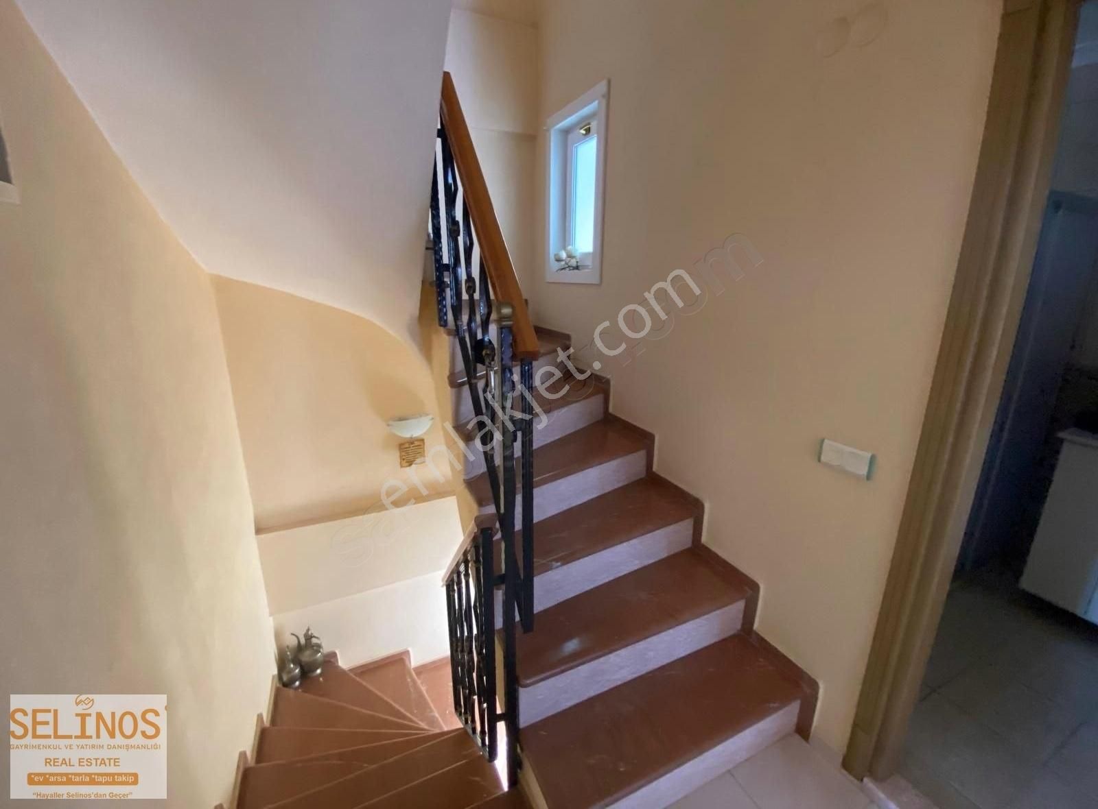 Dikili Merkeze Ve Denize Yakın 5+1 Triplex Villa - Görsel 17