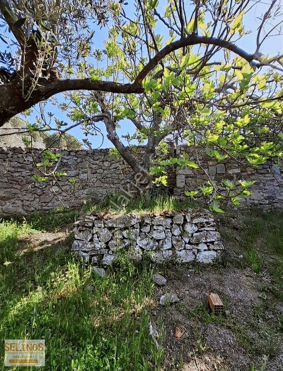 Kapukaya Mahallesinde Bahçeli Kargır 2 Katlı Ev - Görsel 11