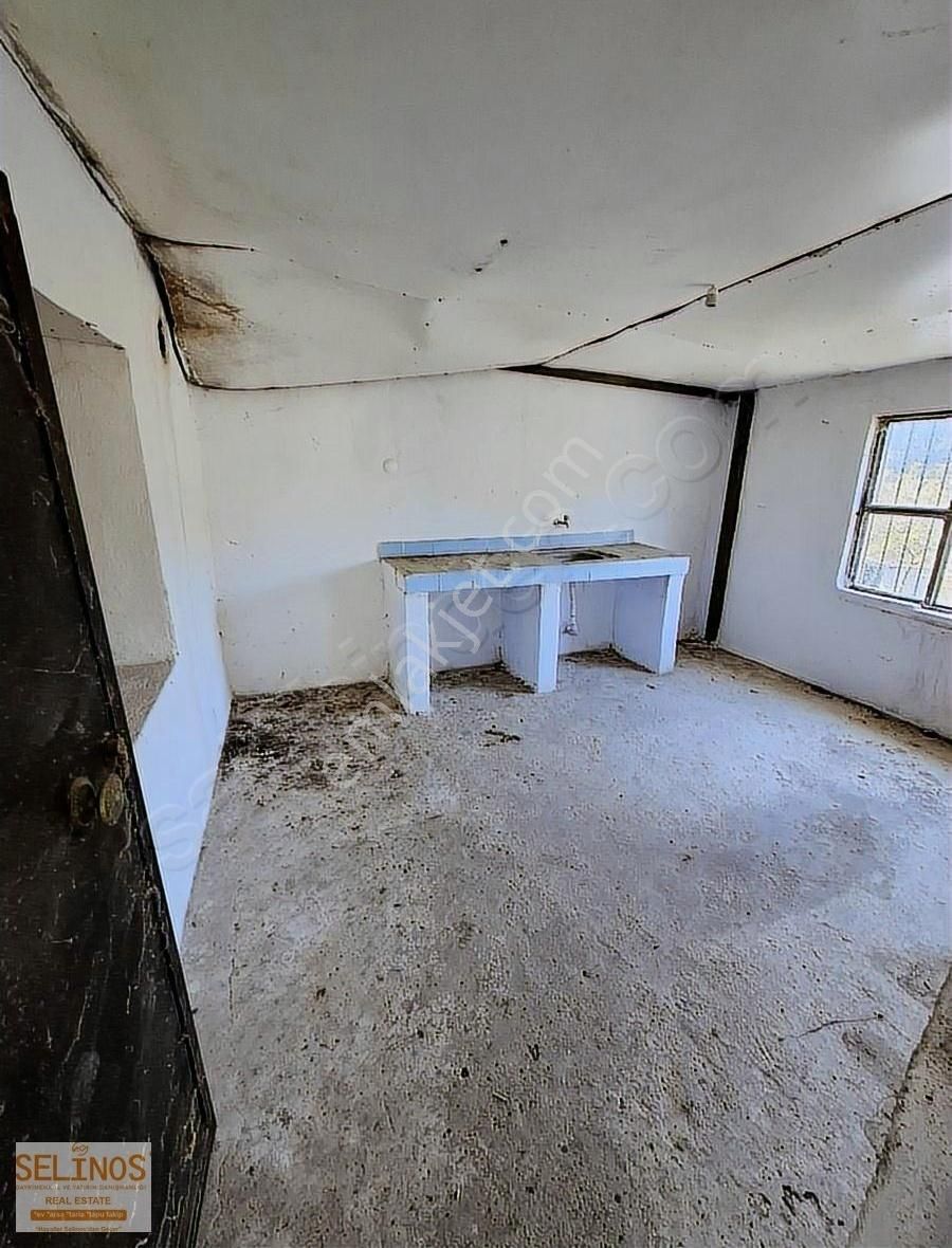 Kapukaya Mahallesinde Bahçeli Kargır 2 Katlı Ev - Görsel 25