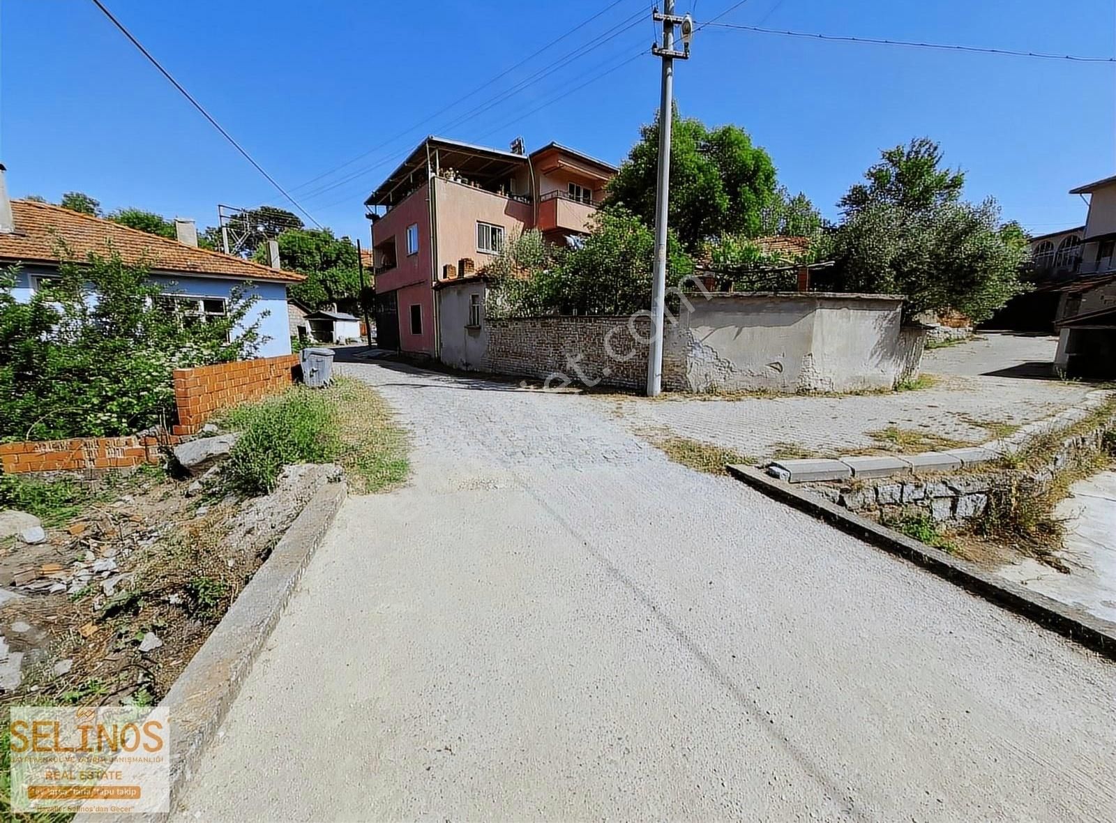 Karaveliler Köyünün Merkezinde 2 Tane İmarlı Arsa - Görsel 12