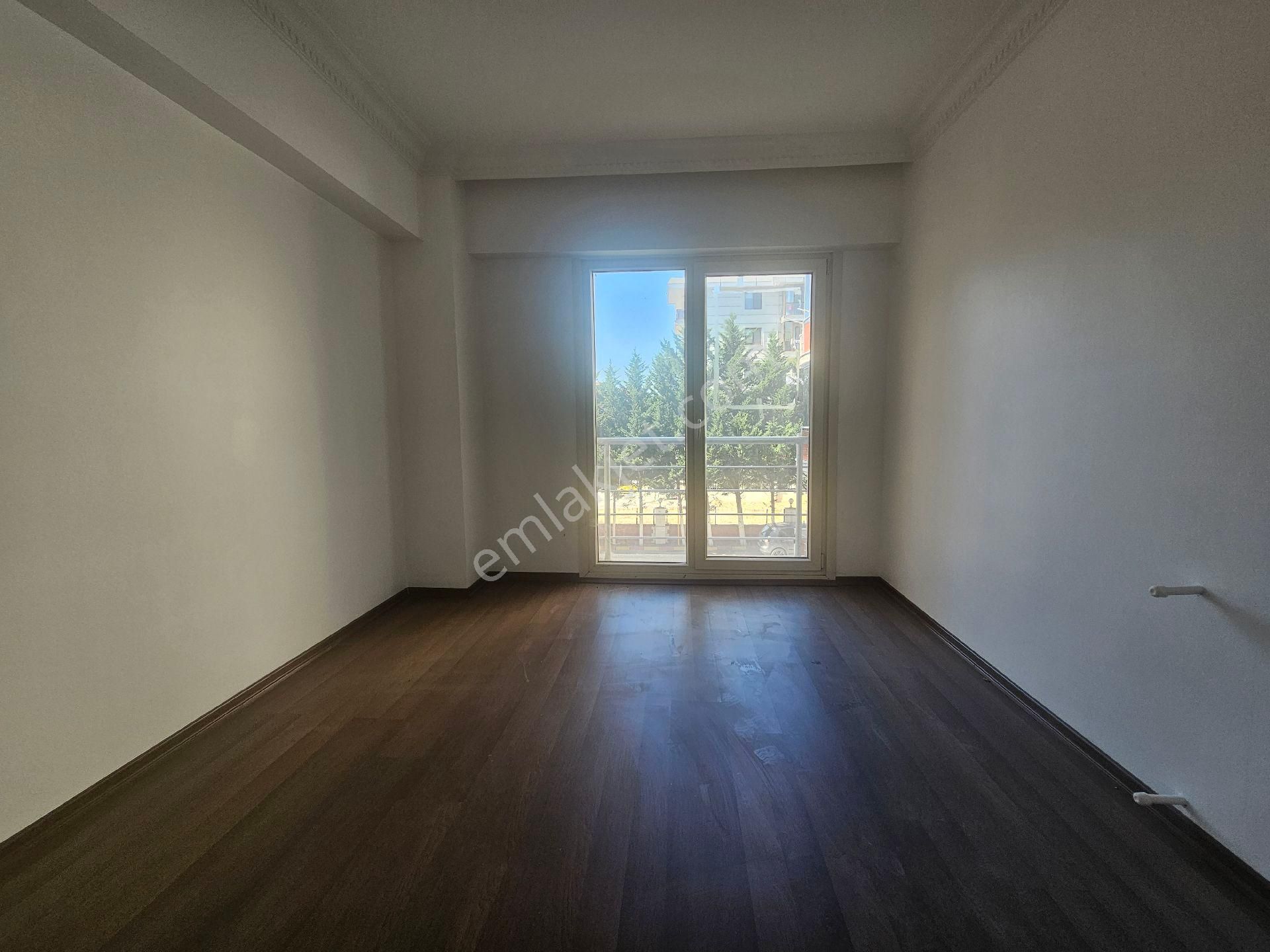 Silivri Yeni Mahalle Satılık 4+1 Normal Arakat Daıre - Görsel 17