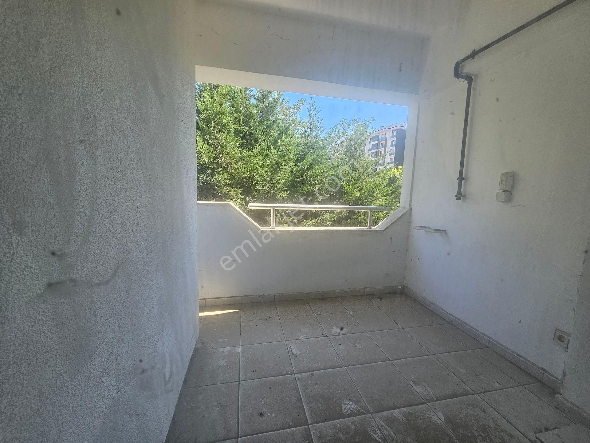 Silivri Yeni Mahalle Satılık 4+1 Normal Arakat Daıre - Görsel 11