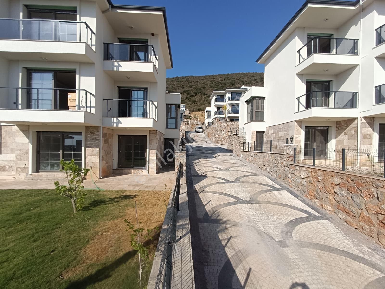 Didim Akbük'te Havuzlu Sitede Sıfır 2+1 Daire - Görsel 4