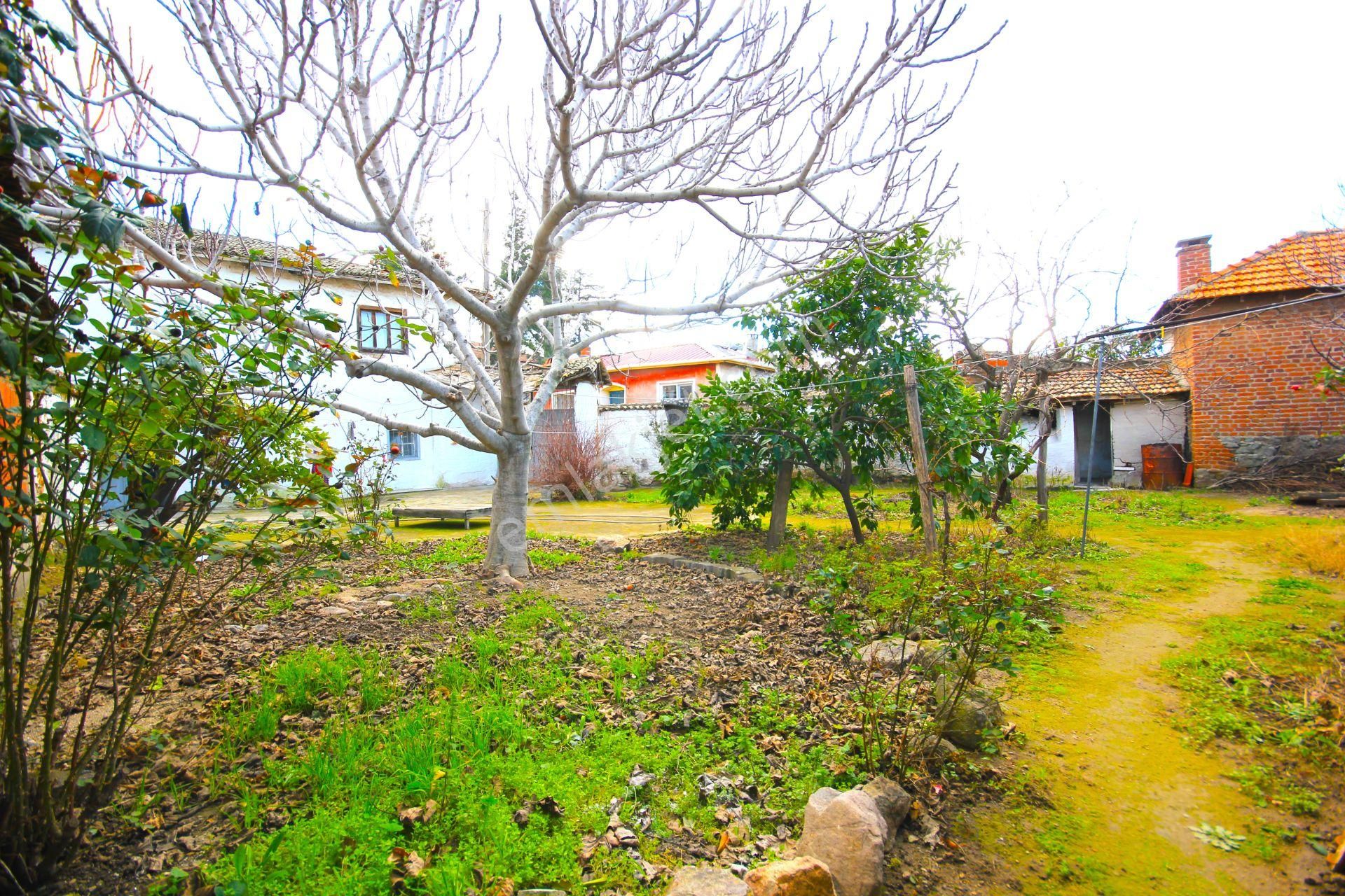 🟥🟥aktiften Köy Evi Hayali Kuranlara 460m2 İçerisinde Harika Konumda 4+1 Satılık Müstakil