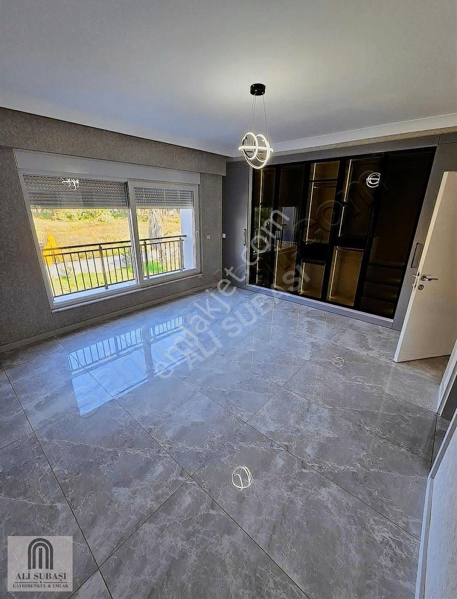 Satılık Müstakil 4+1 Daire 200 M 2 Gedik Orta Mahalle Serik - Görsel 6