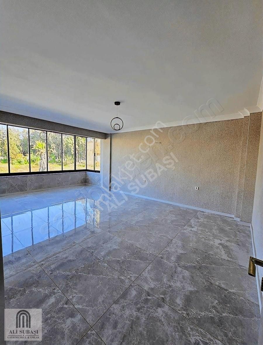 Satılık Müstakil 4+1 Daire 200 M 2 Gedik Orta Mahalle Serik - Görsel 3