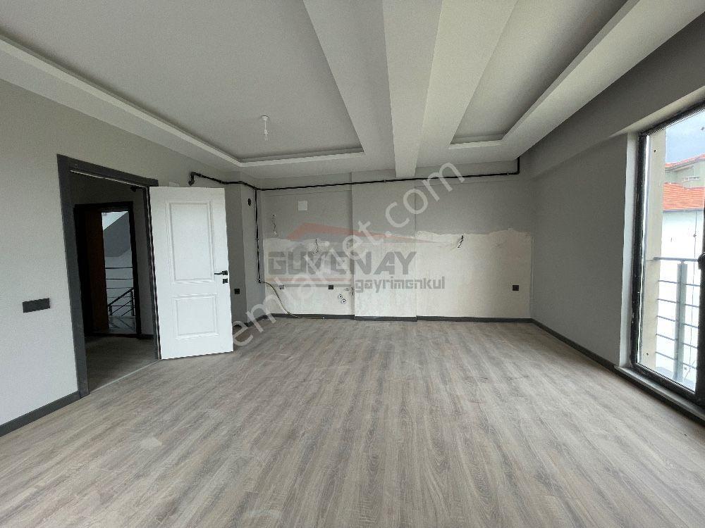 Güvenay - Çorum Fen Lisesi Civarı Satılık 2+1 Daire - Görsel 2