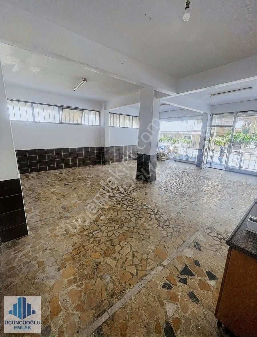 Sanayi Tipi Kiralık Dükkân Pendik Esenyalı
