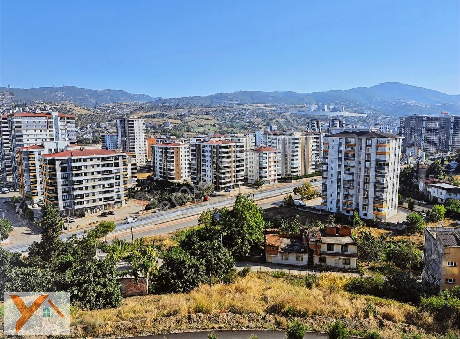 Koru Life Sitesinde Satılık 3+1 Daire (6.kat,açık Yüzme Havuzlu)