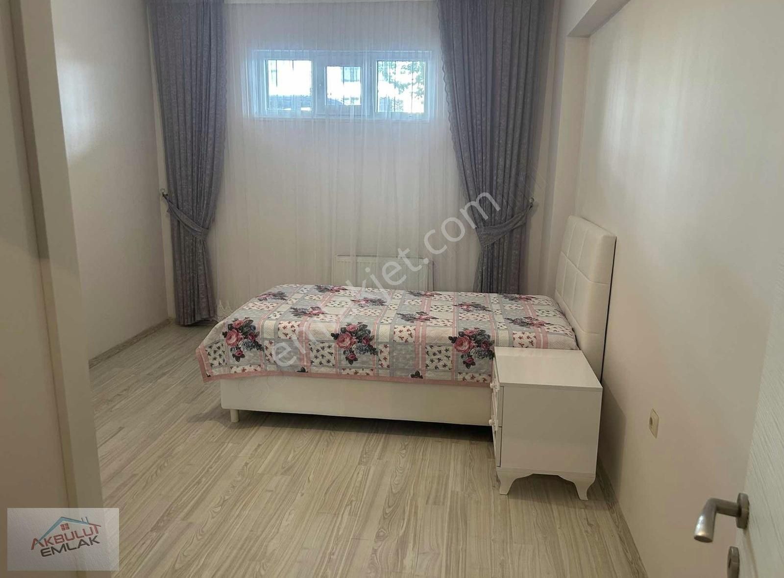Ataşehirde Satılık Lüks Ters Dubleks Daire