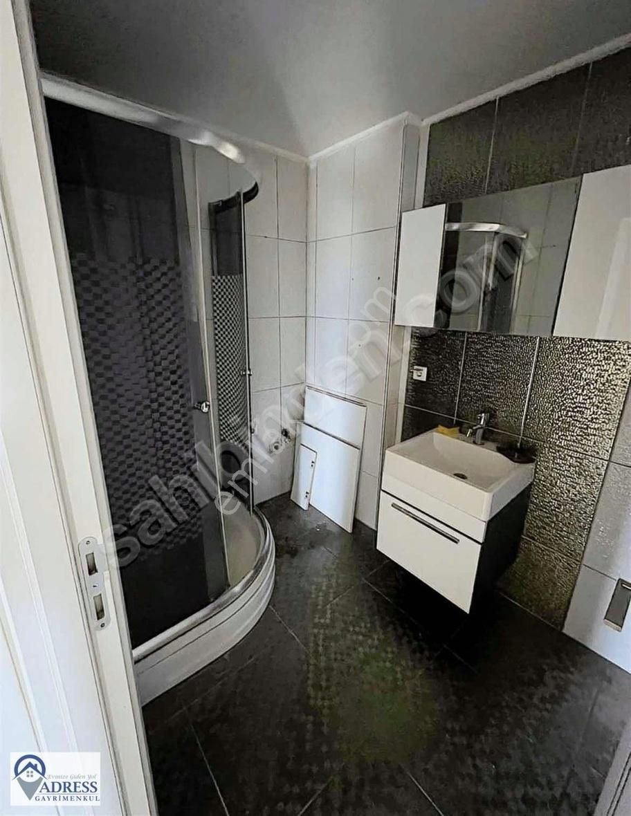 Mehmet Akif Mahallesinde Ara Kat 2+1 Kiralık Daire
