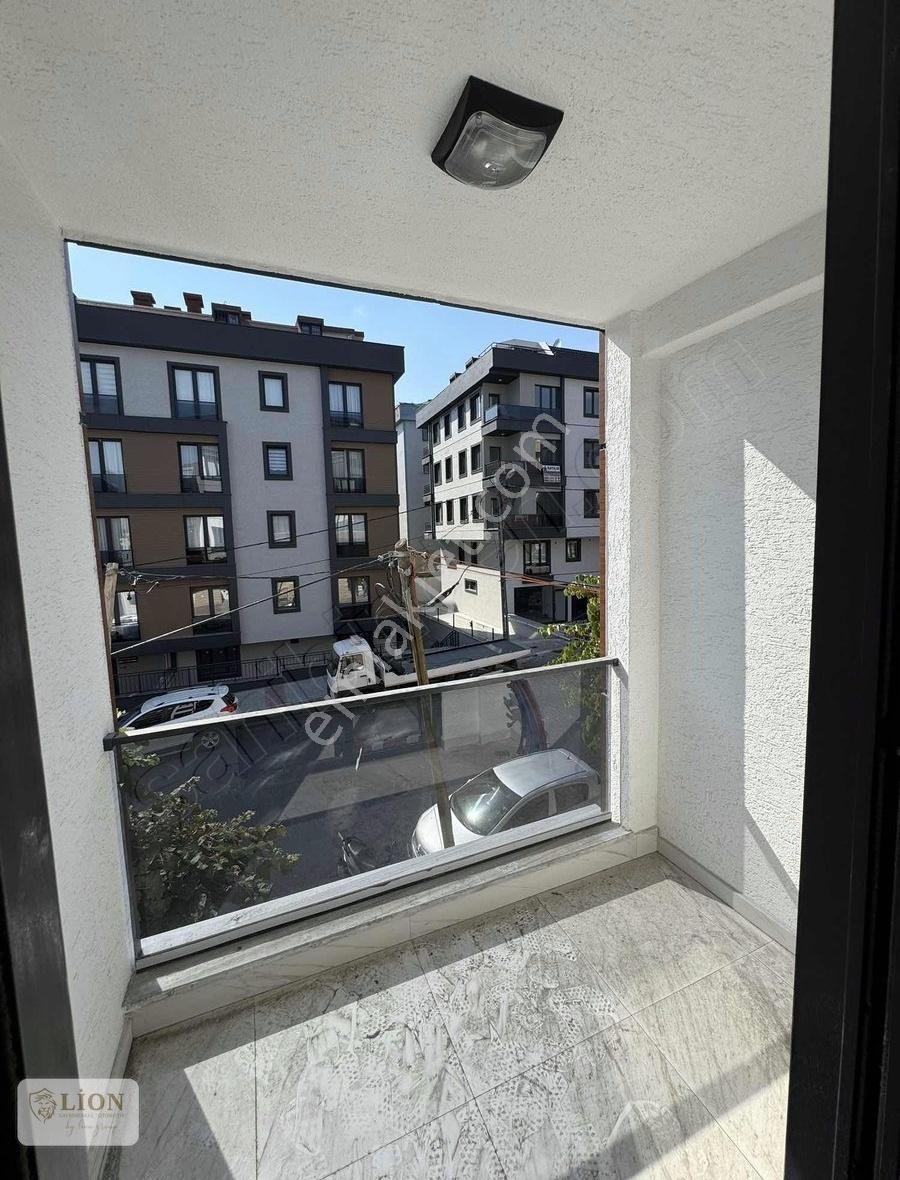 Beylikdüzü Yakupluda 3+1 Ev Metrobüse Yakın - Görsel 4