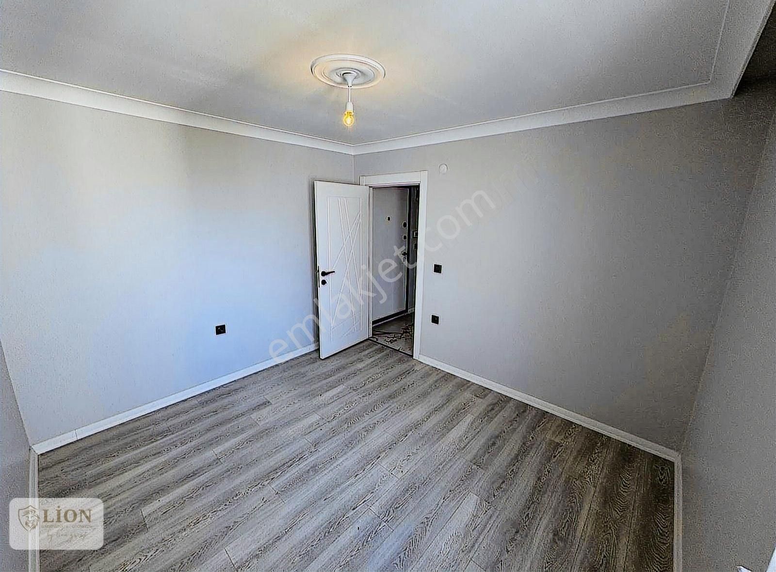 Beylikdüzü Yakupluda Satılık 5+2 Dubleks Metrobüse Yakın - Görsel 7