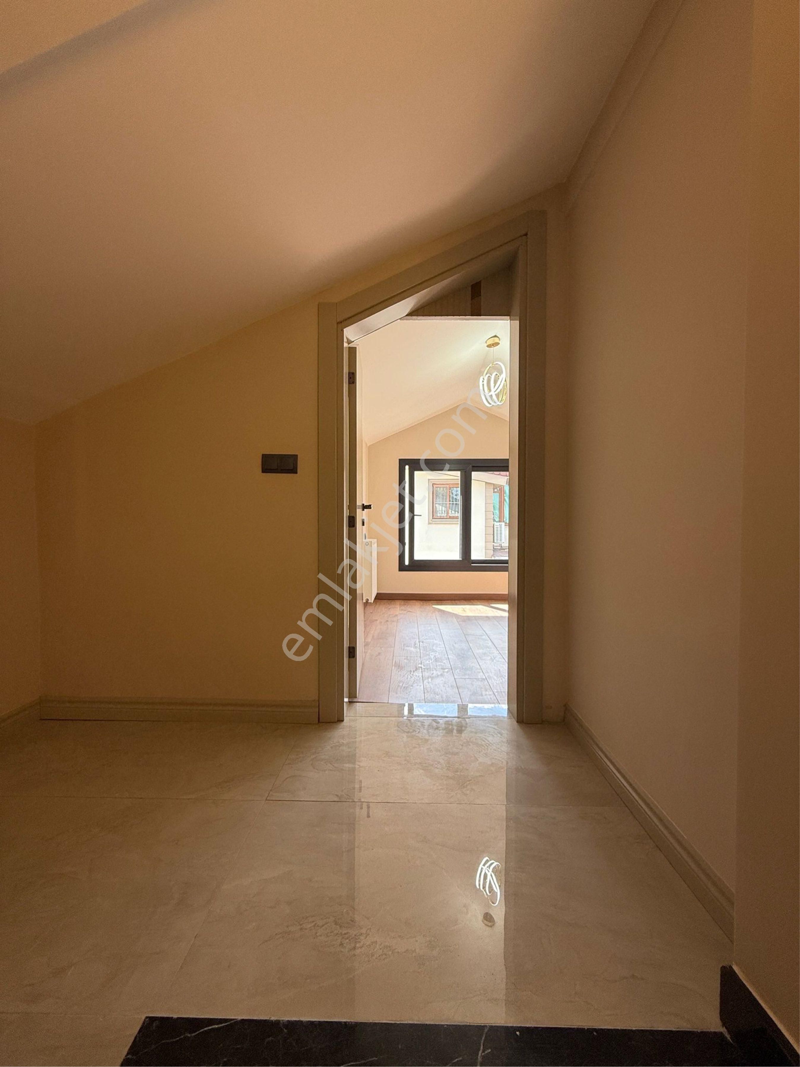 Sarıçam Çınarlı’da 5+1 Tripleks Villa - Görsel 20