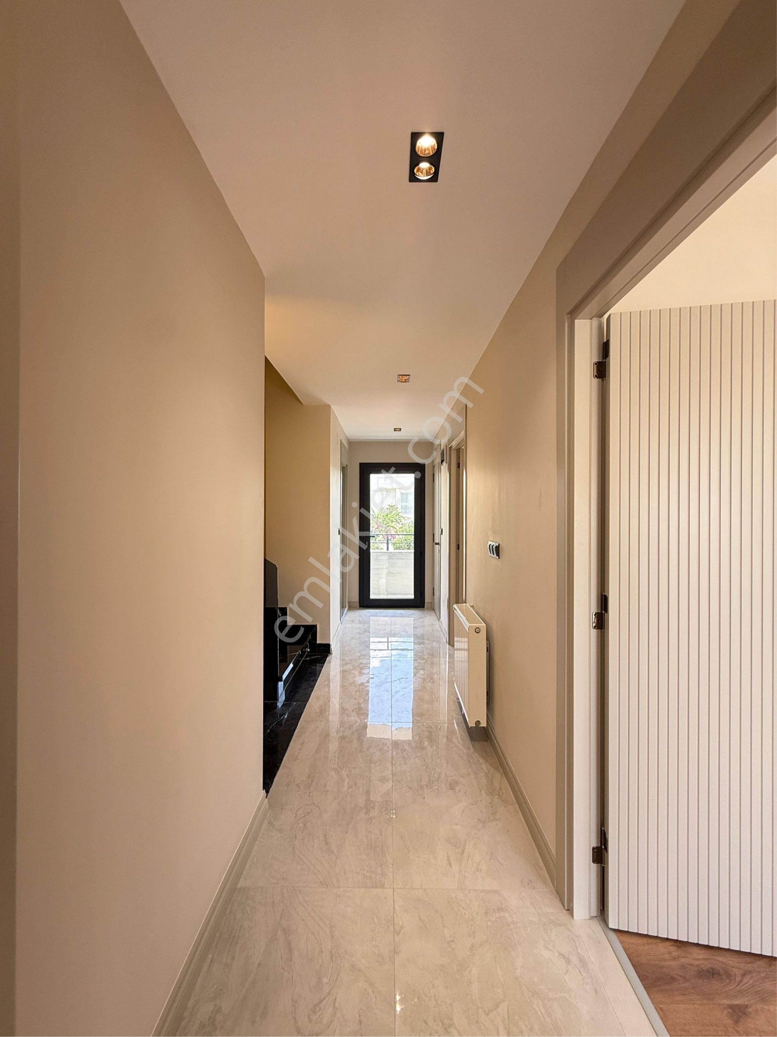 Sarıçam Çınarlı’da 5+1 Tripleks Villa - Görsel 27