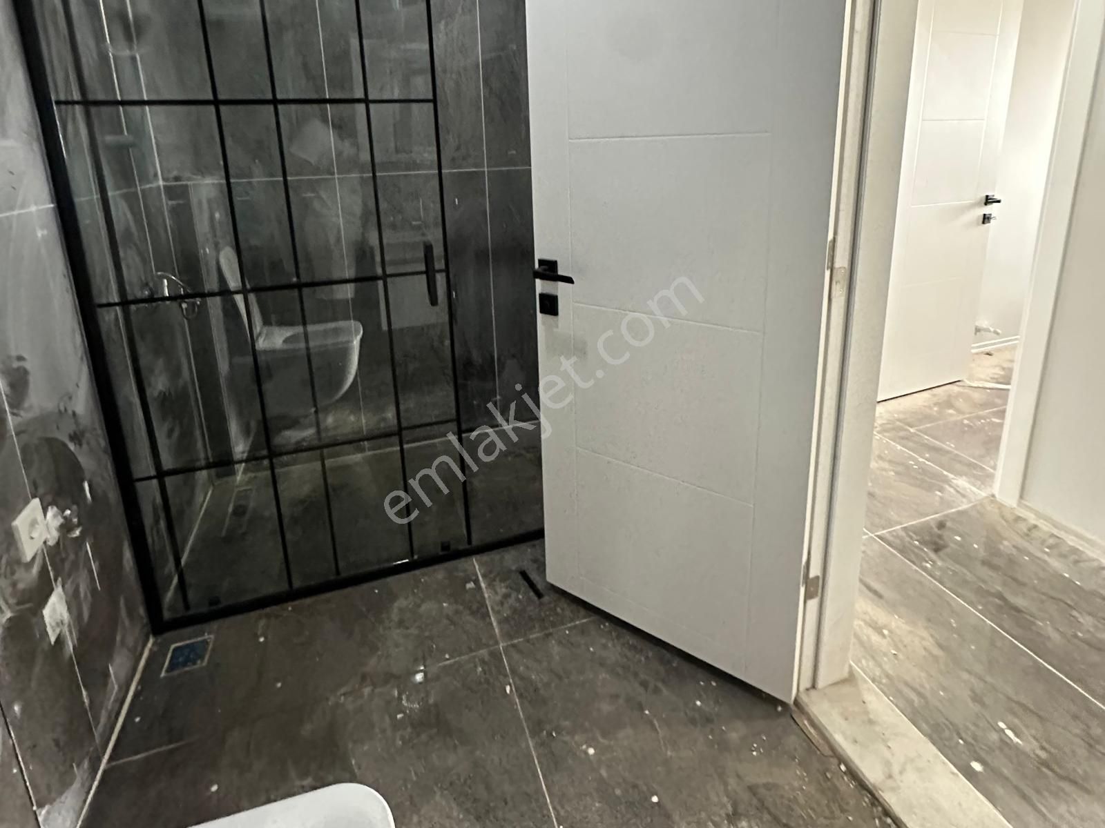 Havuzlu Sıfır Sitede Mutfak Ayrı 2+1 Kiralık - Görsel 10