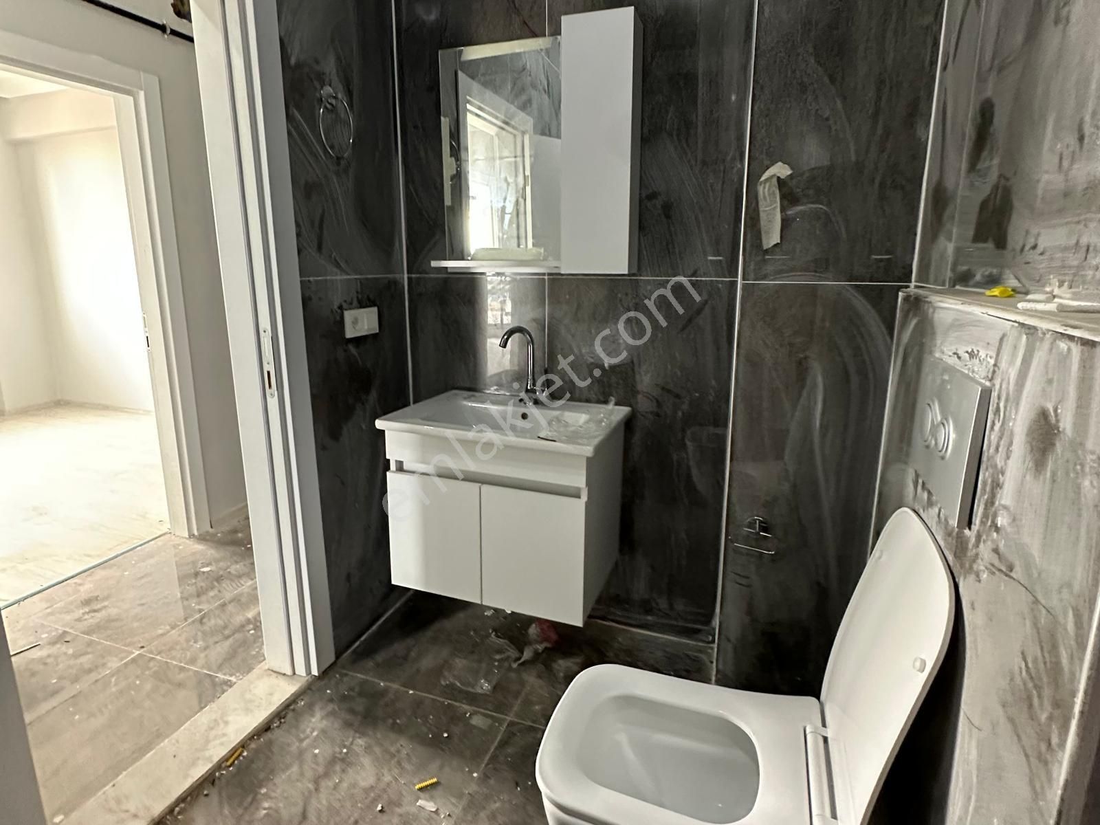 Havuzlu Sıfır Sitede Mutfak Ayrı 2+1 Kiralık - Görsel 11