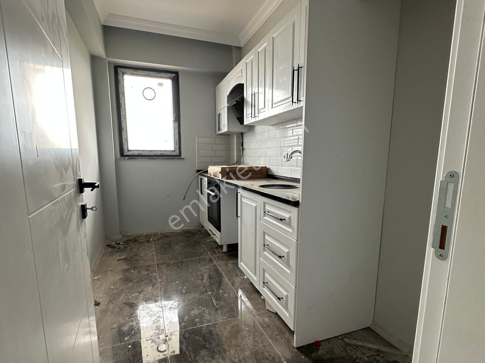 Havuzlu Sıfır Sitede Mutfak Ayrı 2+1 Kiralık - Görsel 7
