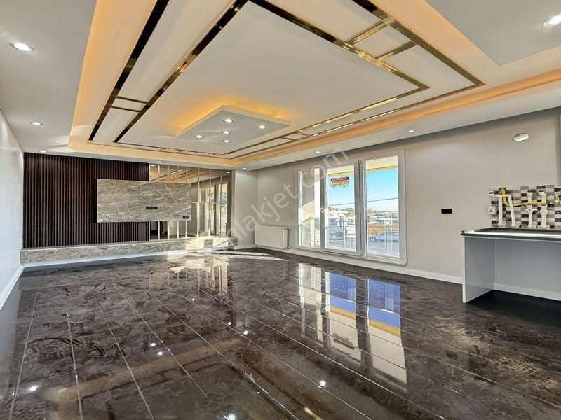 Beylikdüzü Kavaklı Da Villa Tadında Özel Tasarımlı Muhteşem Daire - Görsel 2