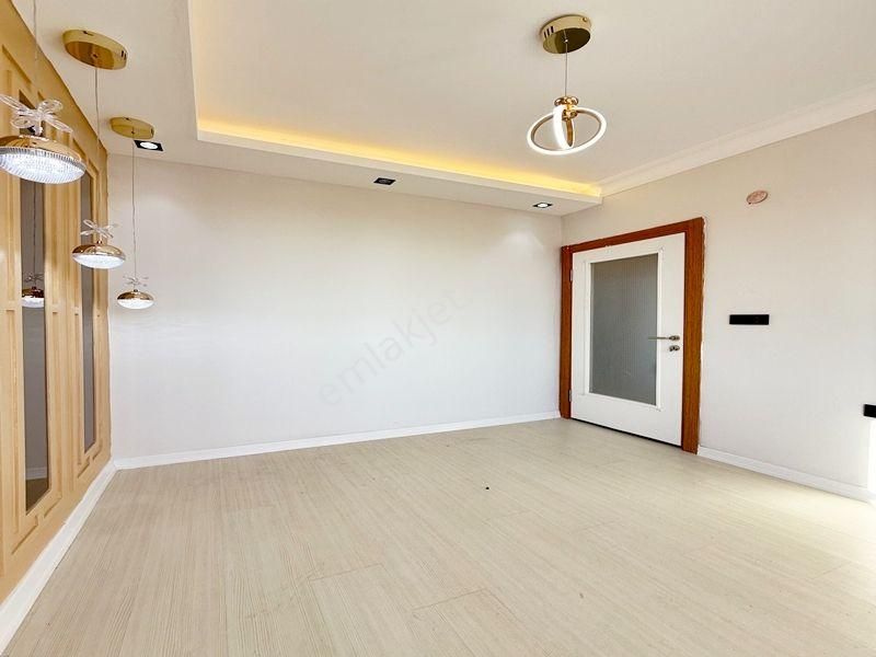 Beylikdüzü Kavaklı Da Villa Tadında Özel Tasarımlı Muhteşem Daire - Görsel 12