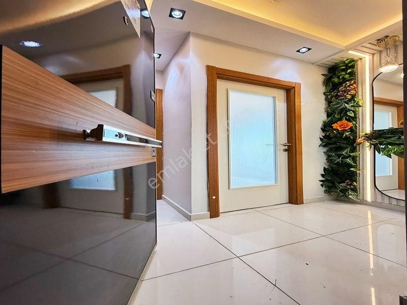 Beylikdüzü Kavaklı Da Villa Tadında Özel Tasarımlı Muhteşem Daire - Görsel 9