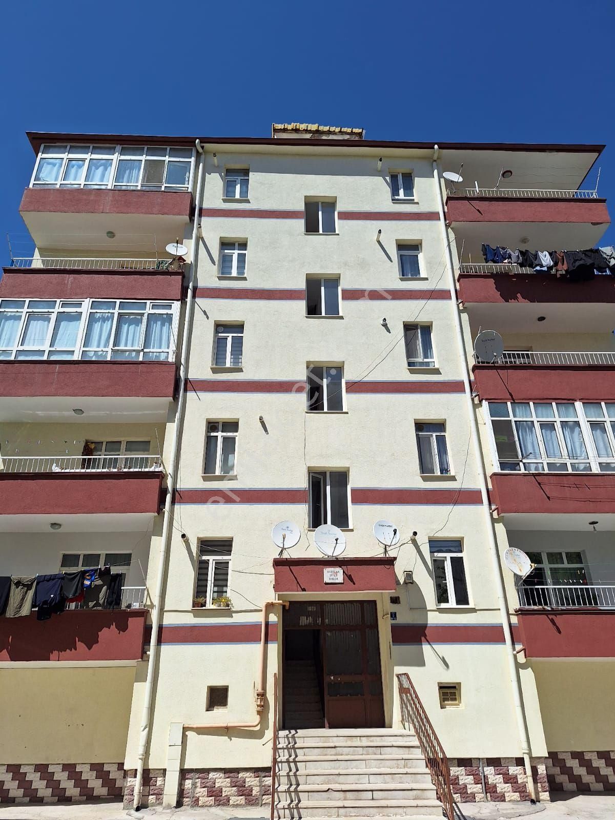 Sahibinden Satılık Ara Kat Erciyes Üniversitesi Ne Yürüme Mesafesinde
