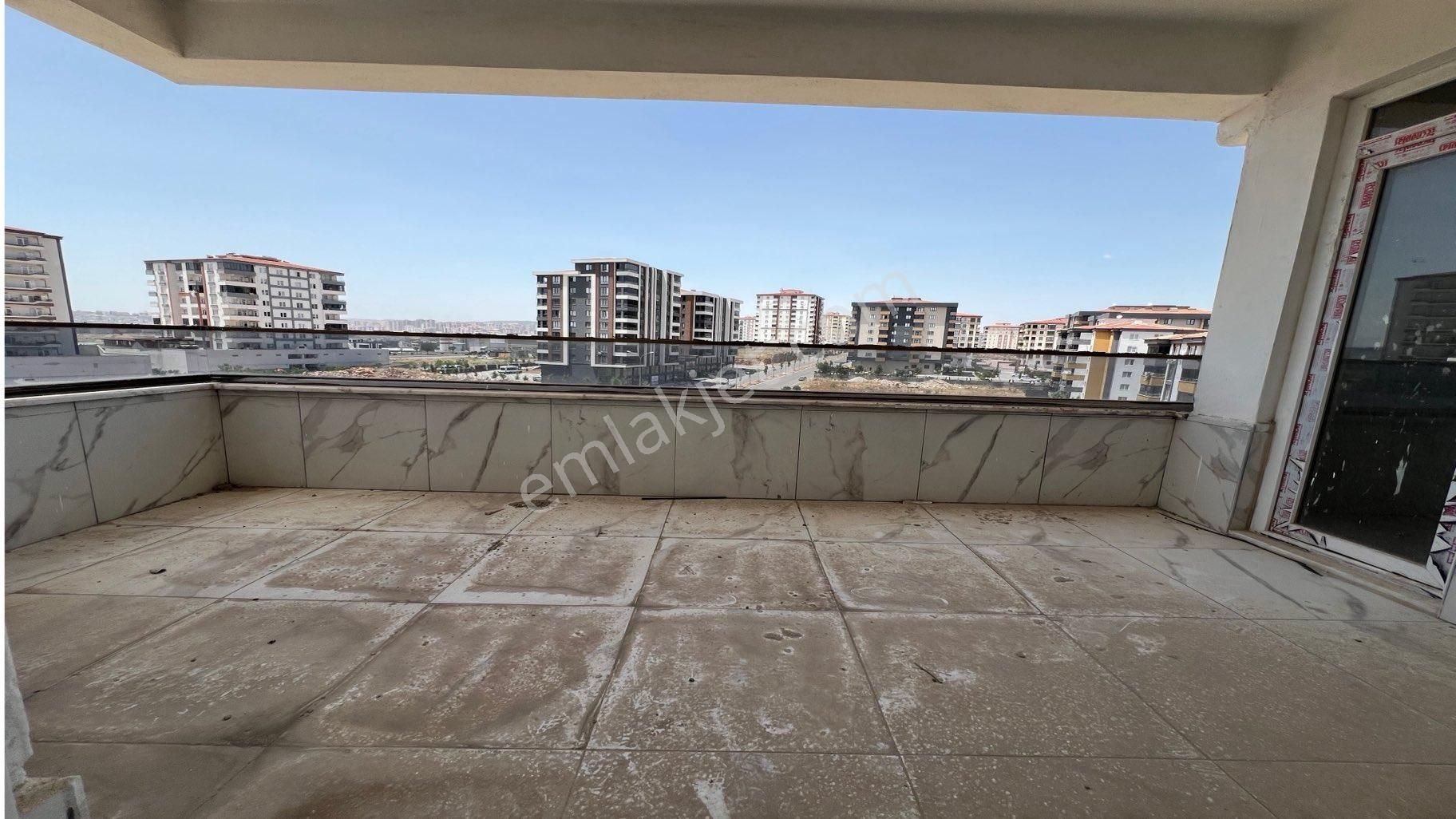 Tırafik Eğitim Park Cepheli 2+1 Ultra Lüx Daireler