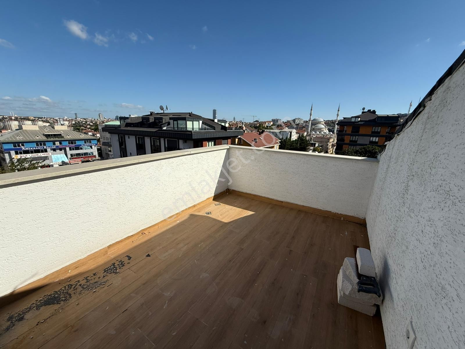 Çengelköy 'de Geniş Satılık 5+2 Çatı Dubleksi - Görsel 24