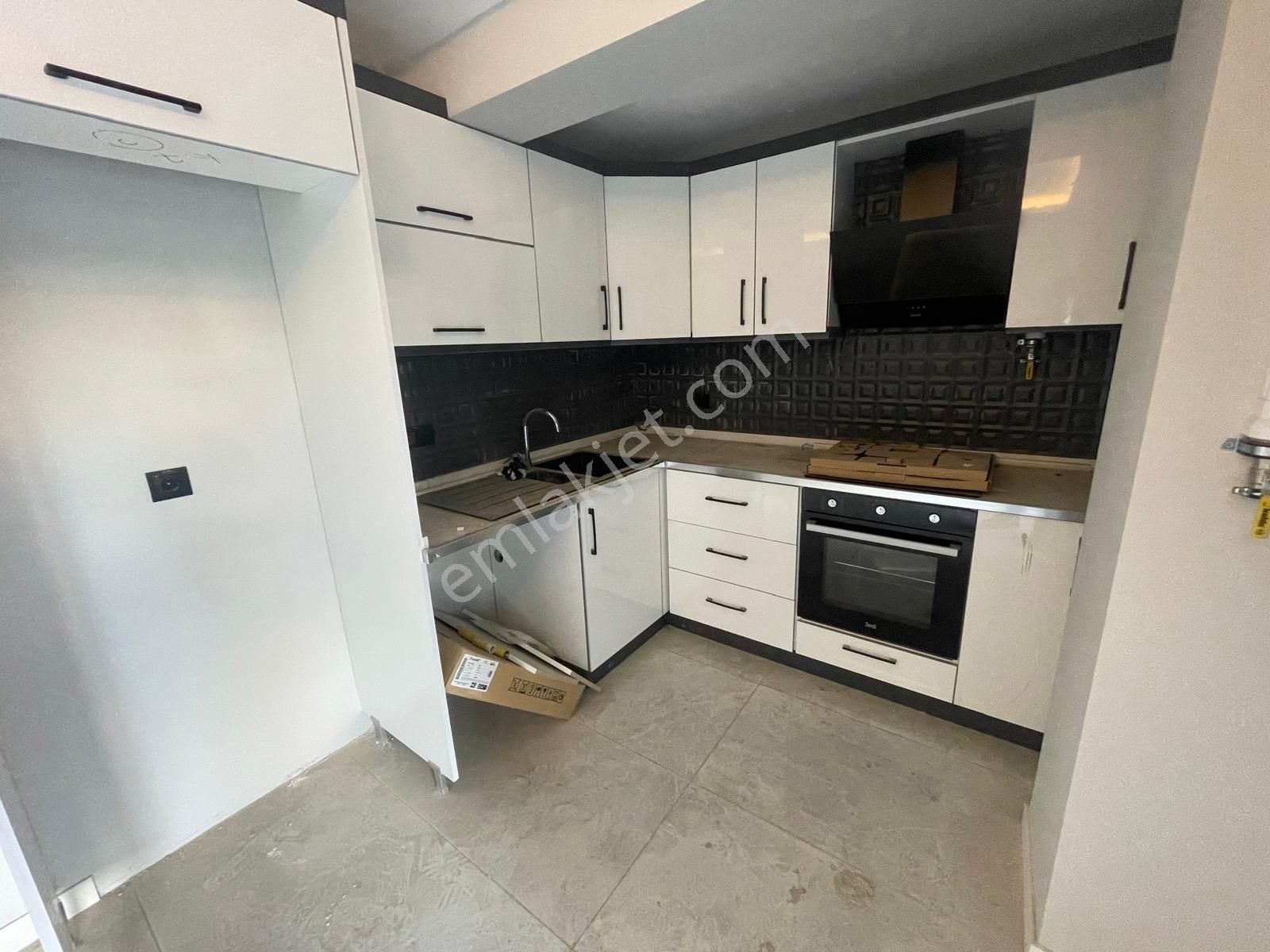 Eşiyok Emlak Tan Torbalı Da Site İçi Lüks 2+1 Kiralık Daire - Görsel 14