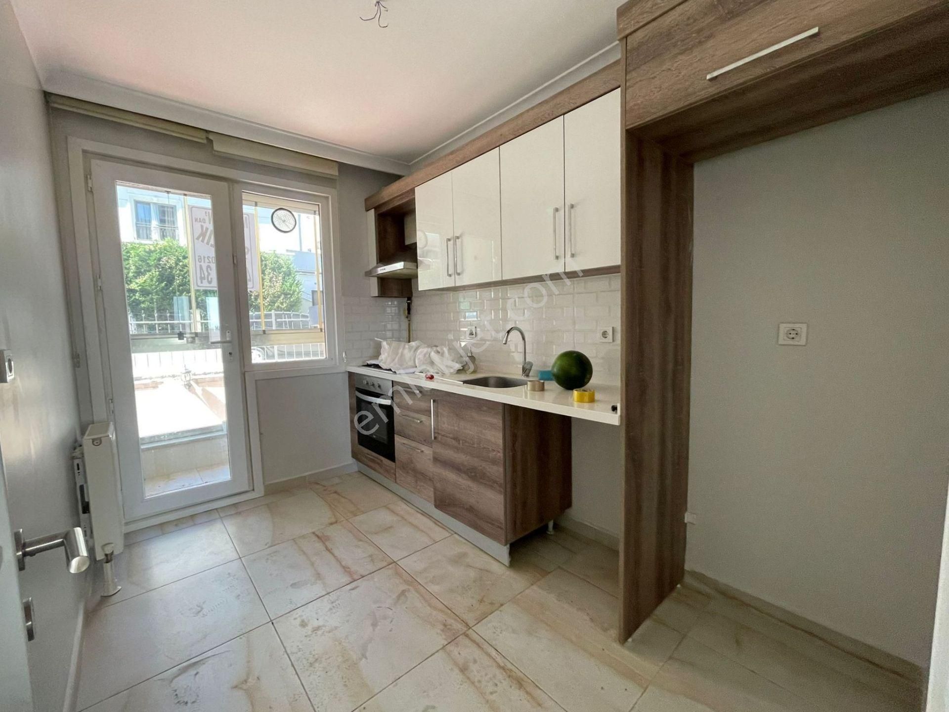 Mertcan'dan Şeyhli Mah.iskanlı Kapalı Balkonlu 2+1 Daire
