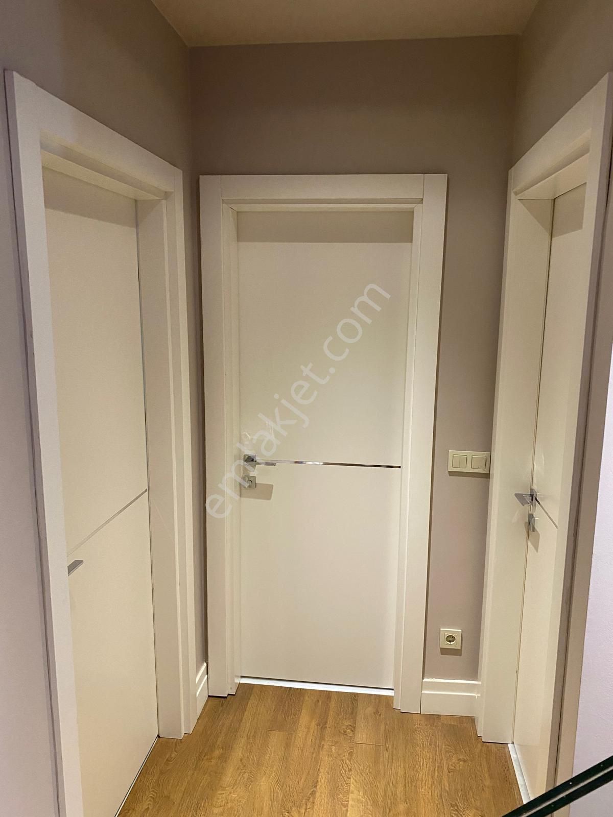 *realty World* Zekeriyaköyün En Özel Sitesinde Satılık Tripleks - Görsel 18