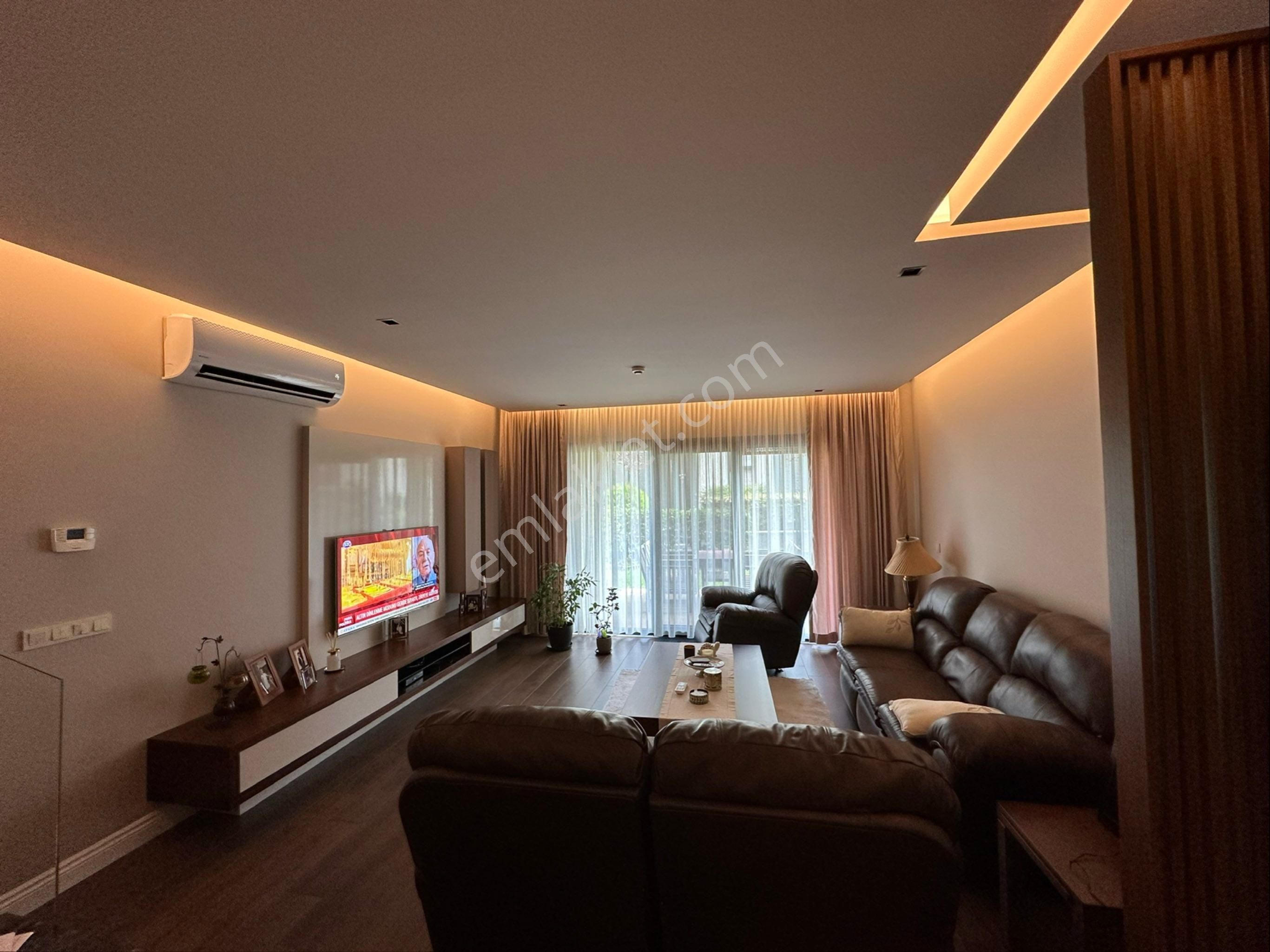 *realty World* Zekeriyaköyün En Özel Sitesinde Satılık Tripleks - Görsel 10