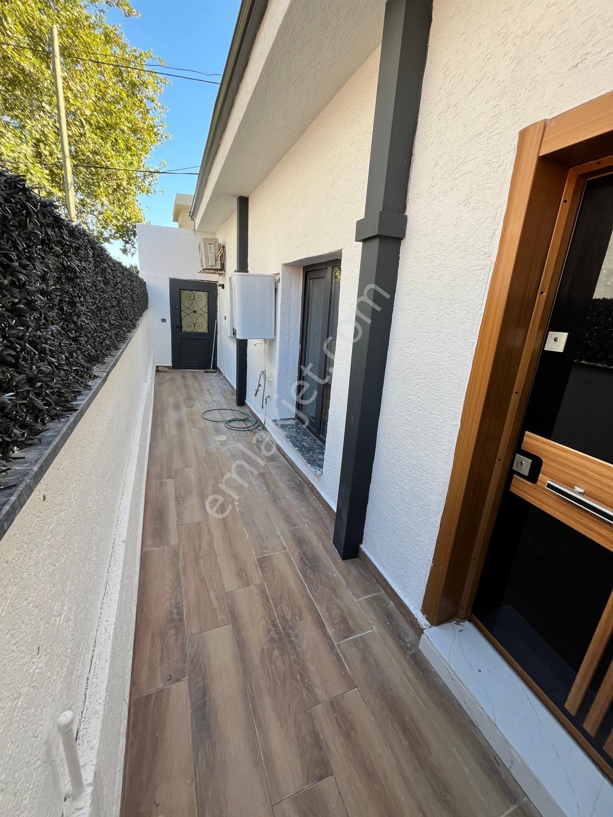 Edremit Kızılkeçili De Satılık 1+1 Özel Tasarım Full Eşyalı Köy Evi - Görsel 25