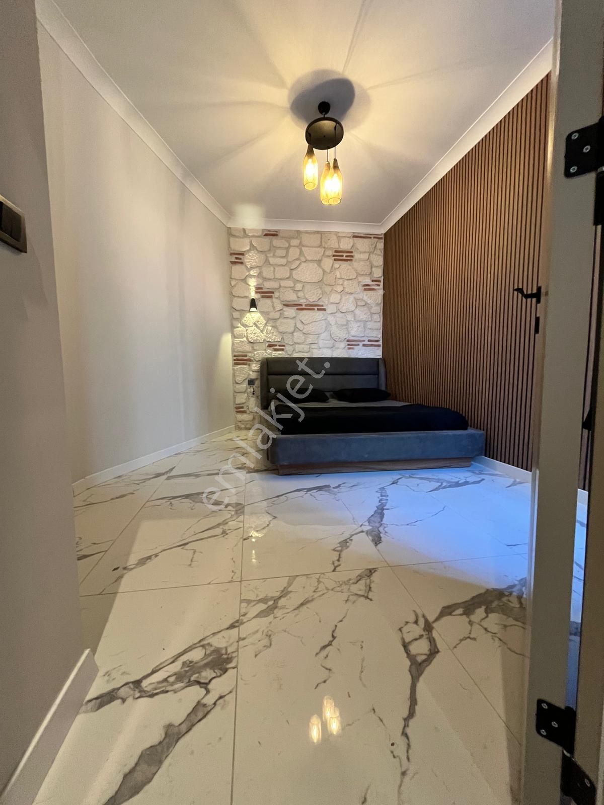 Edremit Kızılkeçili De Satılık 1+1 Özel Tasarım Full Eşyalı Köy Evi - Görsel 22