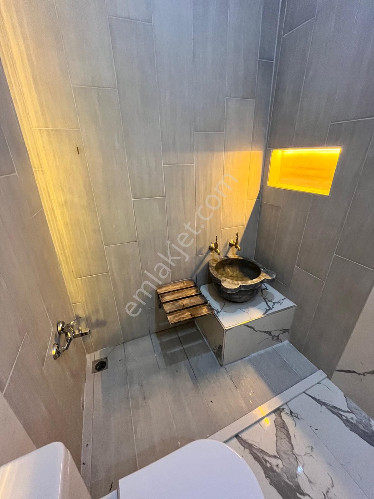 Edremit Kızılkeçili De Satılık 1+1 Özel Tasarım Full Eşyalı Köy Evi - Görsel 18