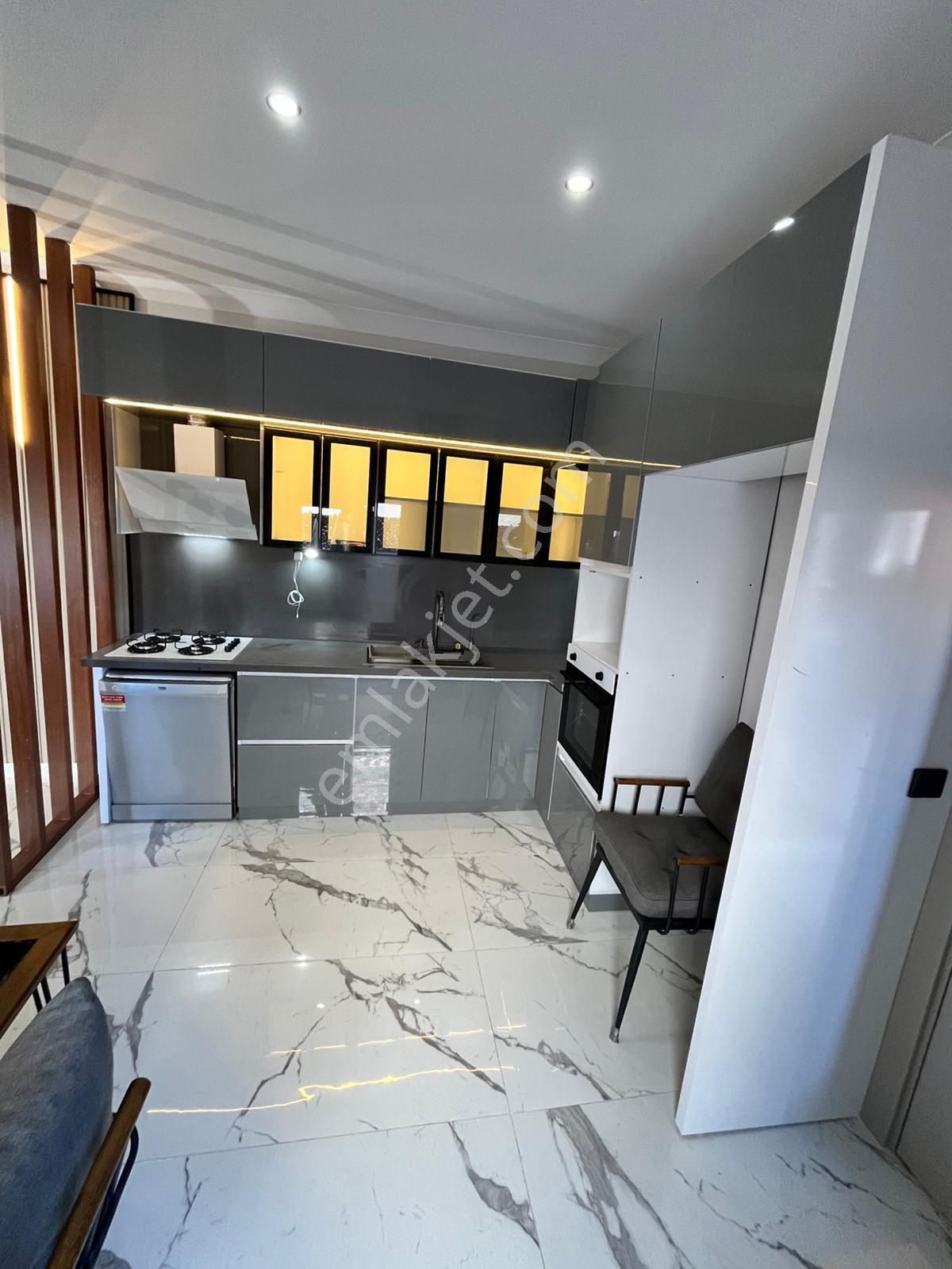 Edremit Kızılkeçili De Satılık 1+1 Özel Tasarım Full Eşyalı Köy Evi - Görsel 8