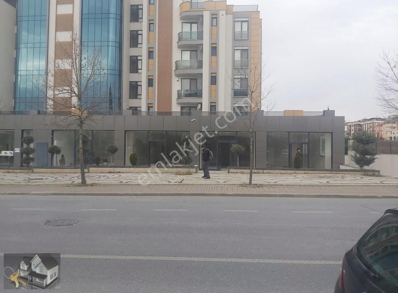 Fırsattır Kaçmaz Düz Ayak 400 M² Dükkan Mağaza Otoparklı - Görsel 2