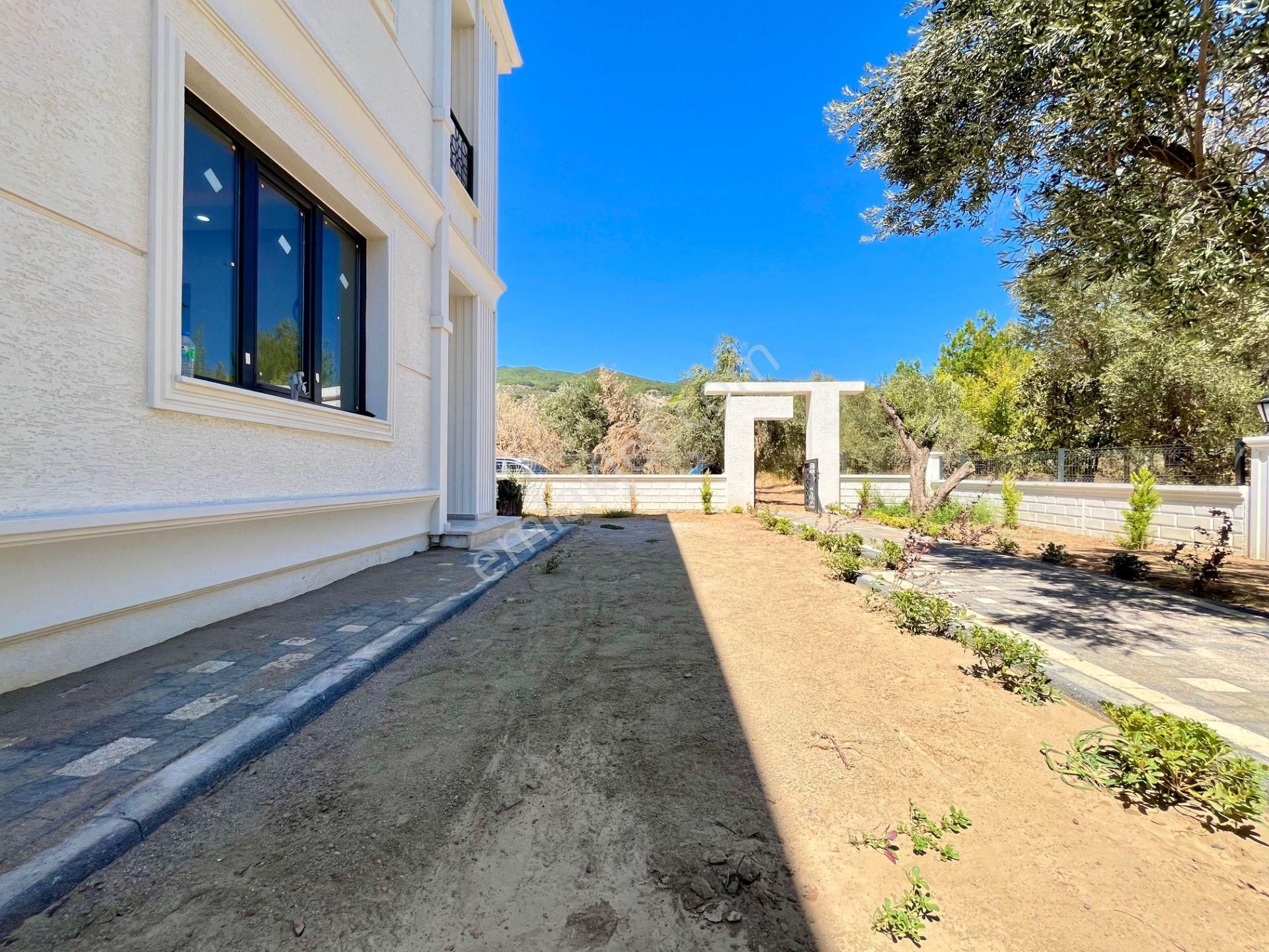 Akçay Sezgin Emlaktan Doğayla İç İçe Bahçe Kullanımlı Satılık 2+1 - Görsel 27