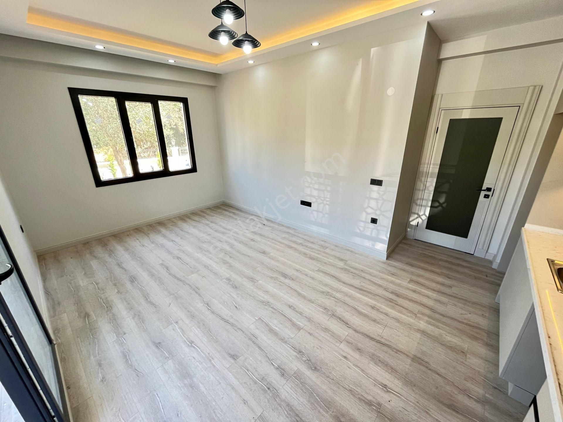 Akçay Sezgin Emlaktan Doğayla İç İçe Bahçe Kullanımlı Satılık 2+1 - Görsel 20