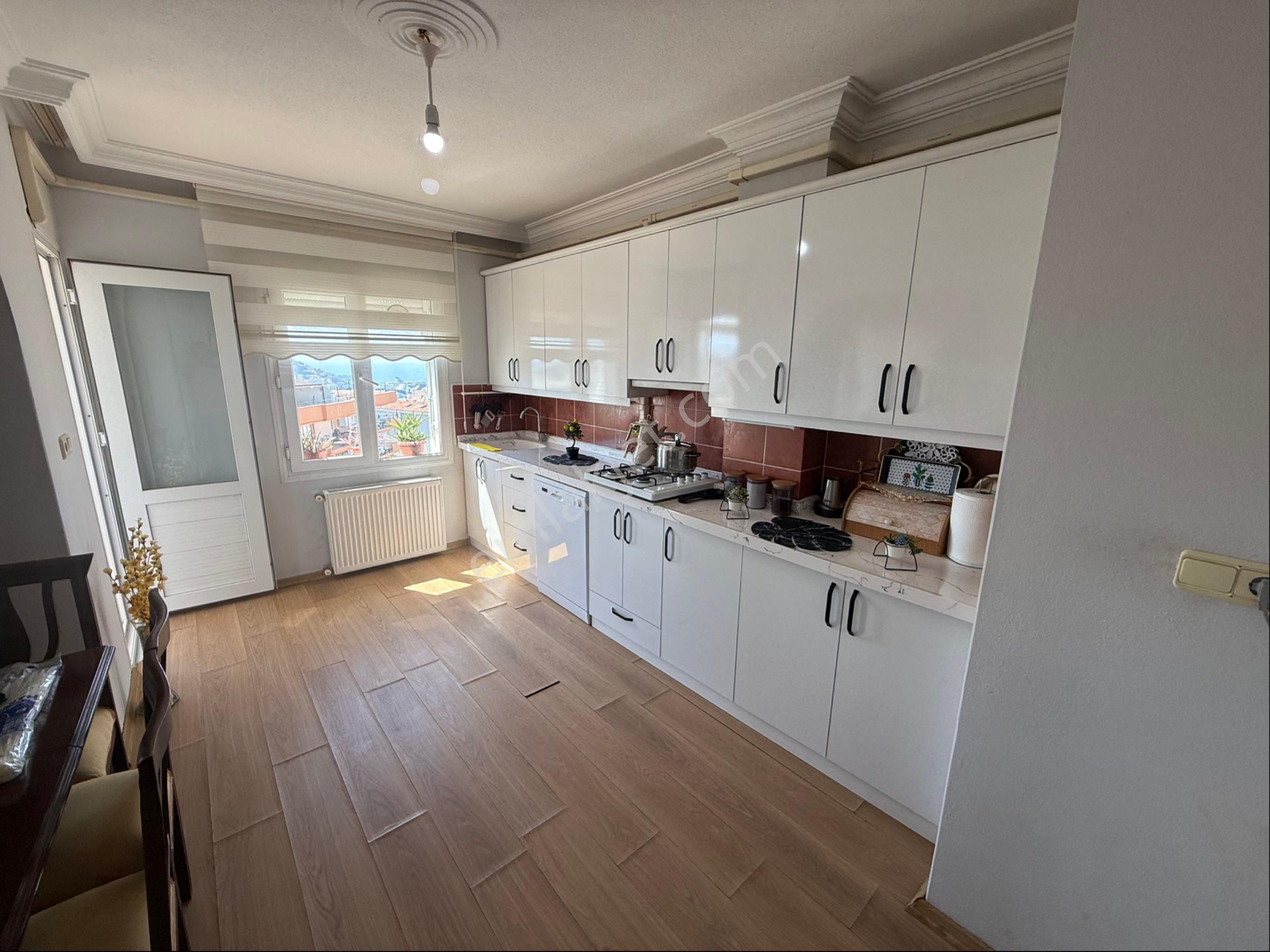 Kuşadası Ege Mh. 3+1 Full Deniz Manz. Havuzlu Asansörlü D.gazlı - Görsel 15