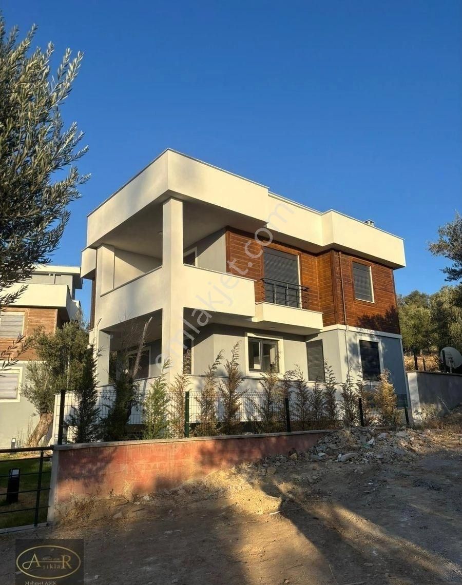 Balıkesir Gömeç Dalış Okulu Üstü Süper Lüks Müstakil Ev