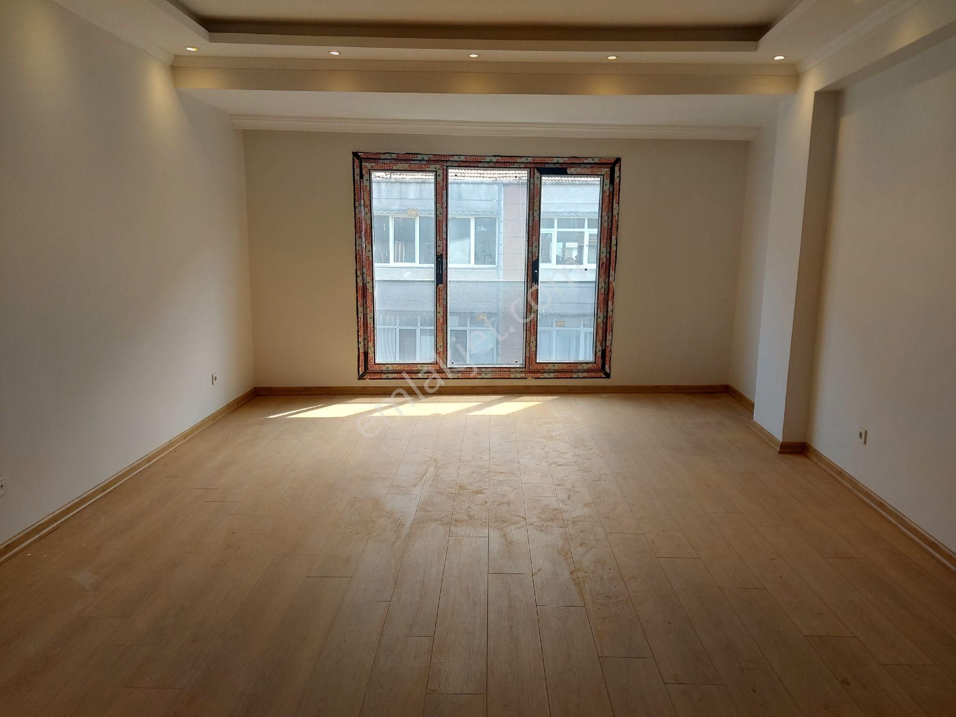 Kağıthane Çağlayan Cadde Üzerinde Kiralık 3+1 Daire