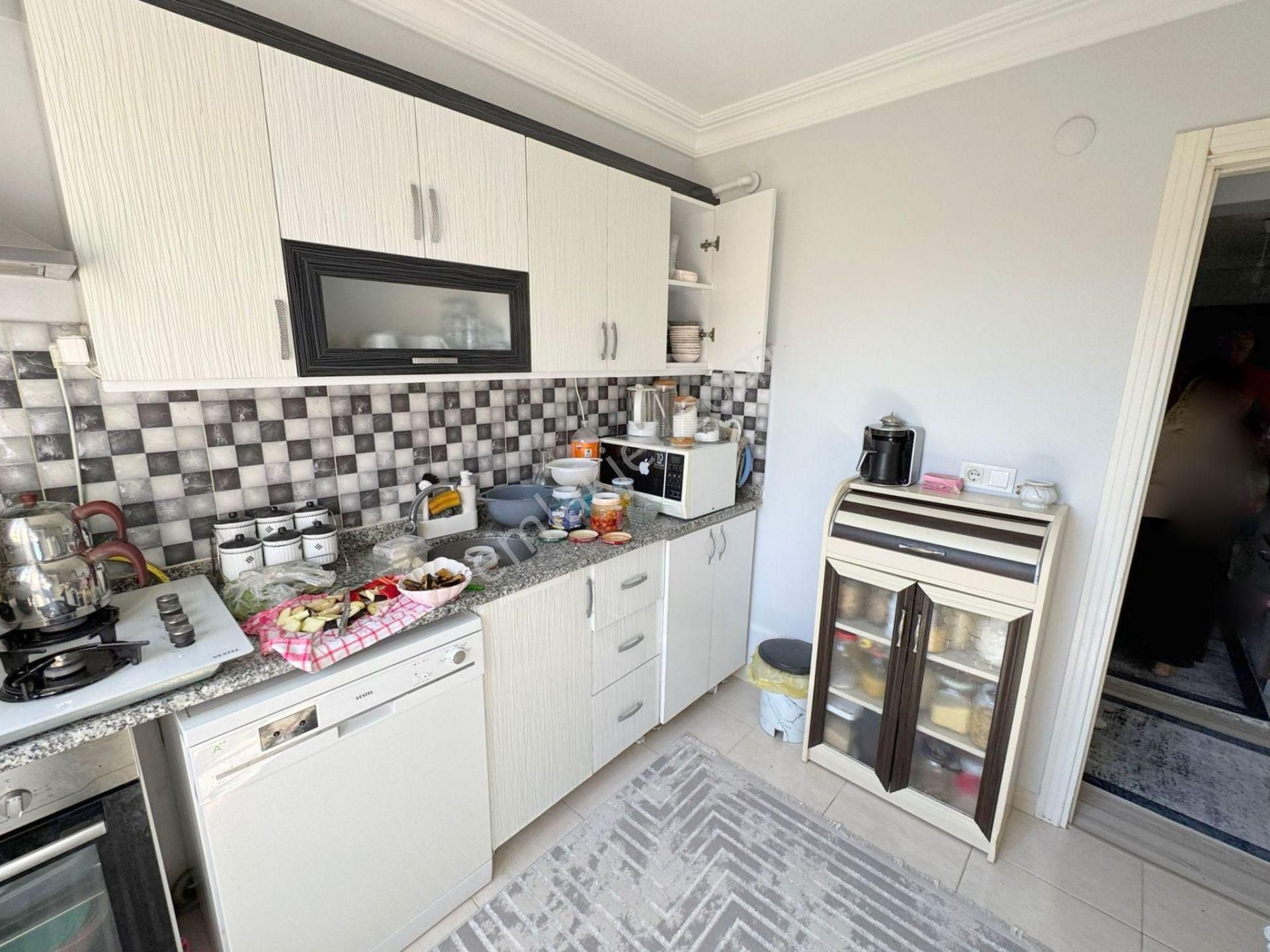 Mertcan'dan Şeyhli Mah.iskanlı Balkonlu 3+1 Daire
