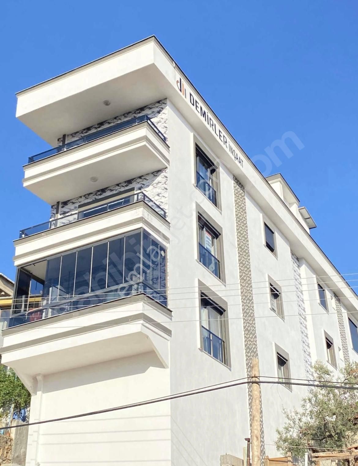 Rota Emlaktan Gümüldürde Deniz Ve Doğa Manzaralı Eşyalı 2+1daire - Görsel 22