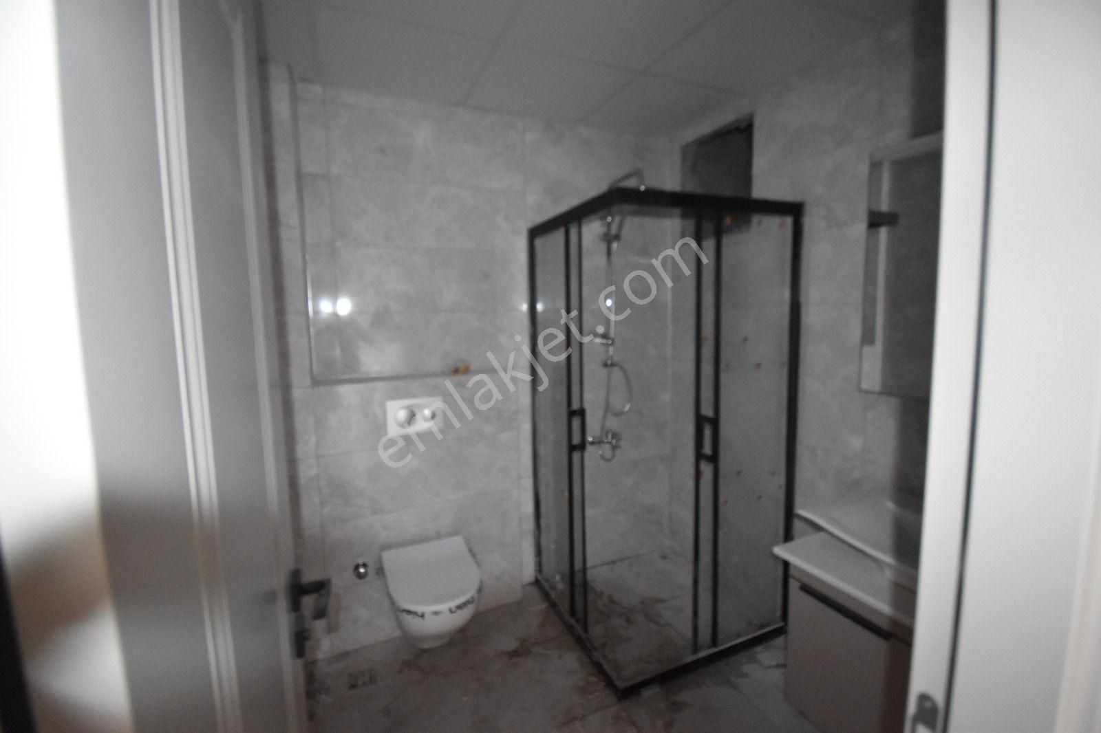 Tece'de Her Yere Yakın Havuzlu 1+1 Sıfır Daire - Görsel 10