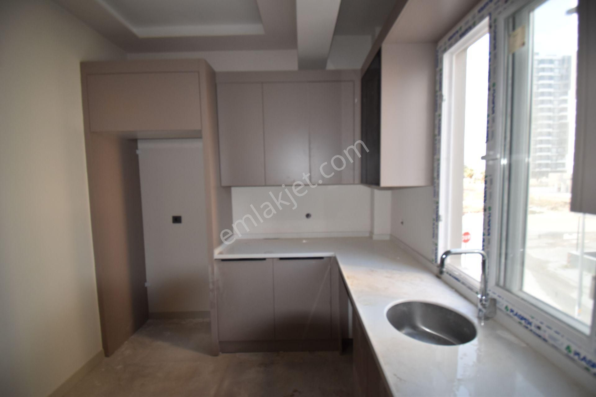 Bağımsız Mutfak, Havuzlu Sıfır 2+1 Satılık Daire - Görsel 15